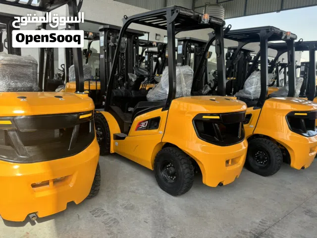 للبيع رافعات شوكية جديد ومستخدم مستورد