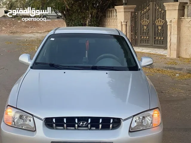 هونداي فيرنا للبيع موديل 2002