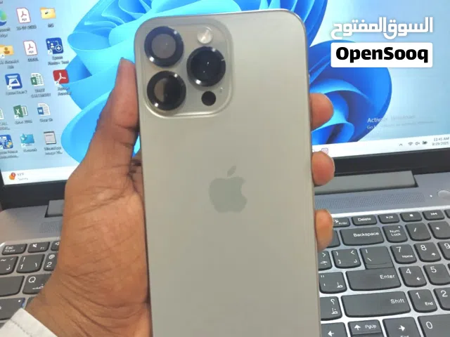 iPhone 15 Pro Max 256GB – Great Condition Charger & Cable Included  like new condition