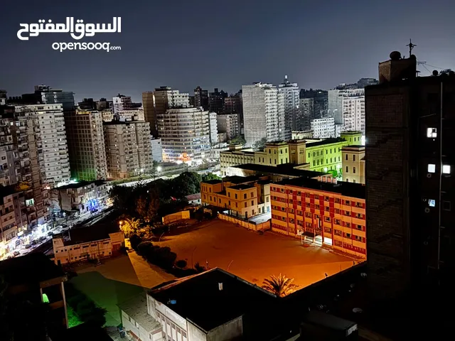 شقة مميزه للبيع في ( السيوف ترام خطوات الي جمال عبد الناصر وفيكتوريا كوليدج