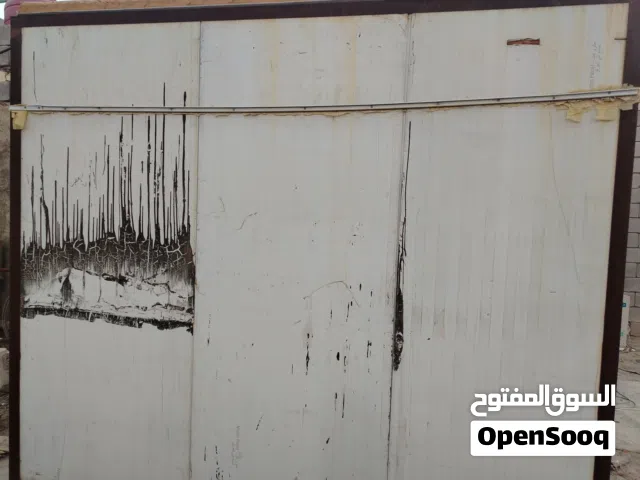 كرفان للبيع طول 3 متر عرض 3 متر العنوان البصره الكزيزه اتصل واتساب