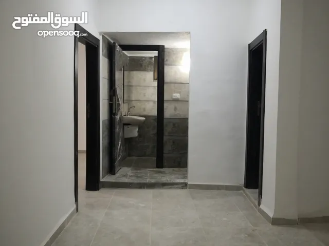Unfurnished Offices in Zarqa Al-Saadeh st.