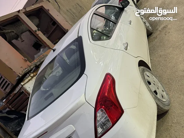 Used Nissan Sunny in Basra