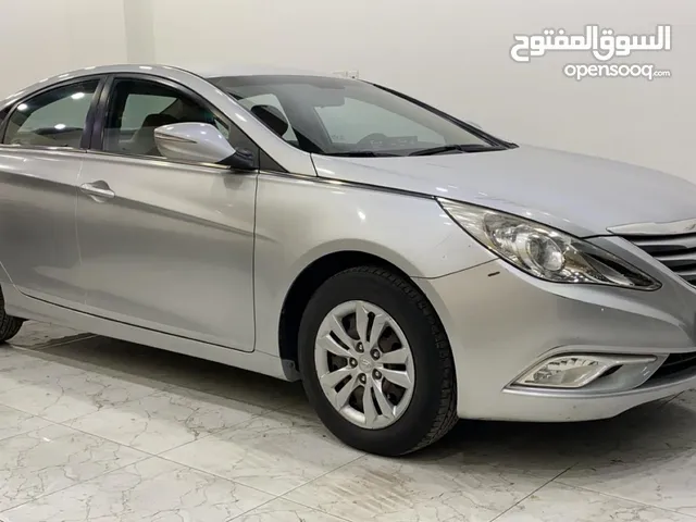 Hyundai Sonata GL in Mubarak Al-Kabeer