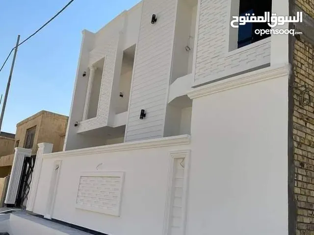 200 m2 2 Bedrooms Villa for Sale in Basra Al-Jazzera