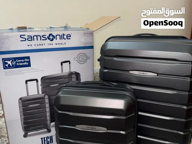 طقم شنط سفر سامسونايت قطعتين أصليه جديده تماماً في الكرتونة