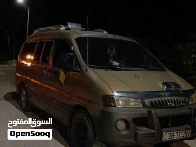2002 هيونداي H1