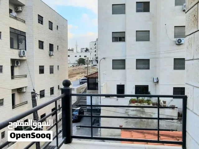 شقة فاخرة طابق اول مساحة 130م الأكاديمية البحرية أبونصير  مطبخ جديد لمغترب لم تسكن سوى قليل