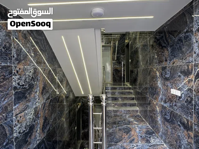 شقة أرضية(138م) للبيع من المالك مباشرة -  فاخرة في أجمل مناطق أبو علندا