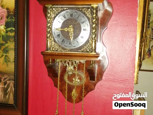 تحف ومقتنيات شخصية للبيع للمهتمين فقط الموقع ضاحية الرشيد قريب من التعليم العالي