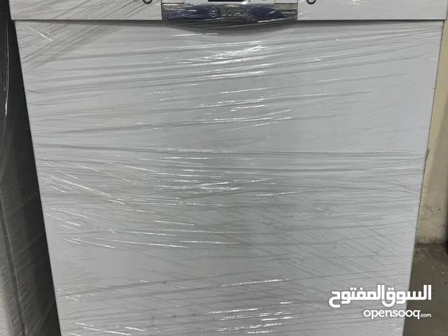 Whirlpool 14+ Place Settings Dishwasher in Hawally