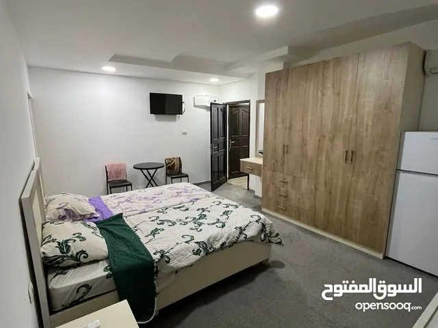 استديو مفروش للإيجار في الماصيون قرب بنك القدس