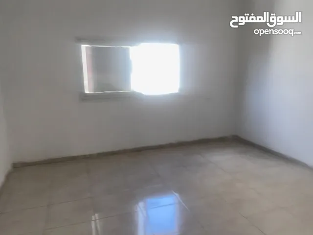 120 m2 3 Bedrooms Apartments for Rent in Ramallah and Al-Bireh Ni'lin