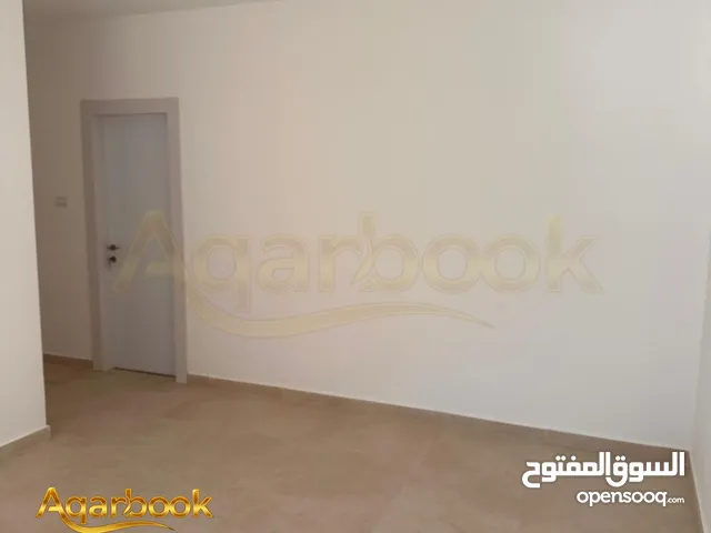 شقة مميزة للبيع في سطح مرحبا