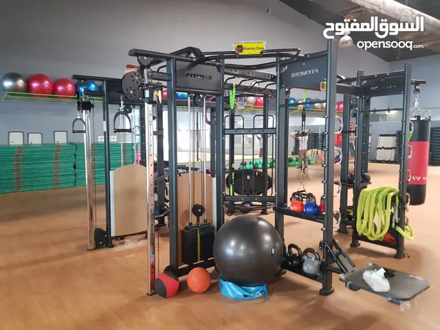 تجهيز جميع انواع الاندية الرياضية بالكامل