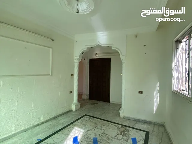 100 m2 4 Bedrooms Apartments for Rent in Amman Jabal Al-Taj