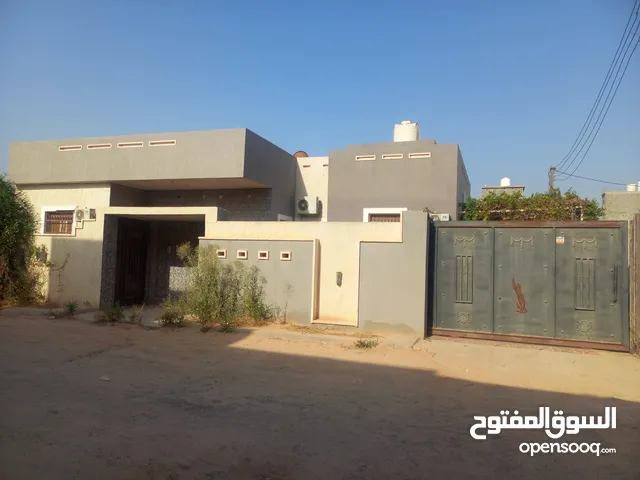 220 m2 4 Bedrooms Townhouse for Sale in Tripoli Airport Road
