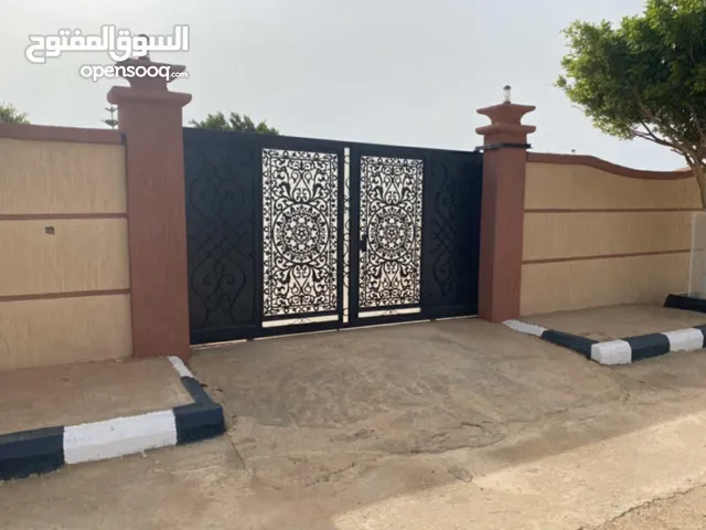 2 Bedrooms Farms for Sale in Susa Other