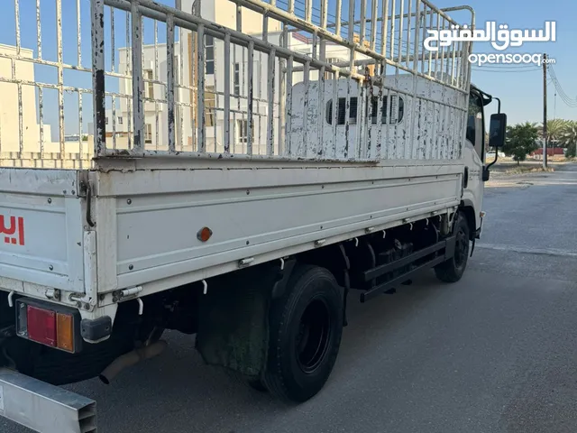Chassis Isuzu 2019 in Al Batinah
