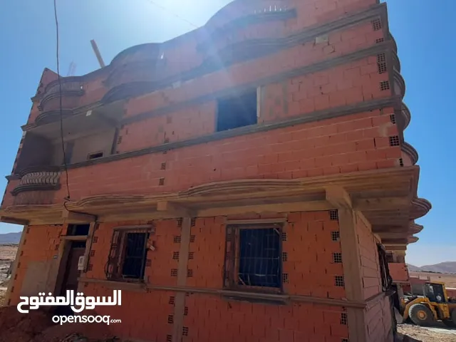 144 m2 4 Bedrooms Townhouse for Sale in El Bayadh Other