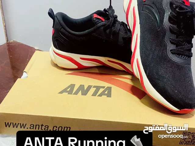 ANTA Running shoes (size 43)  SHELTER SAFETY shoes (size 43)