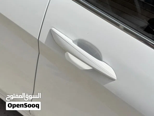 2025 هيونداي النترا GL