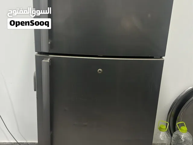 ثلاجة سامسونج بحالة ممتازه