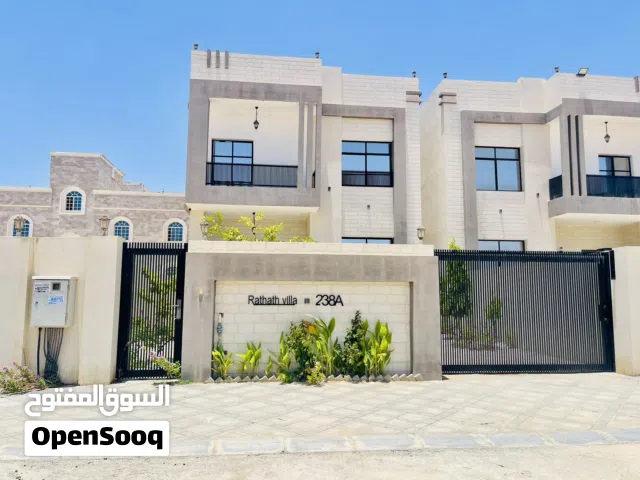 فيلا رذاذ-فيلا راقيه حديثه للإيجار اليومي في صلاله