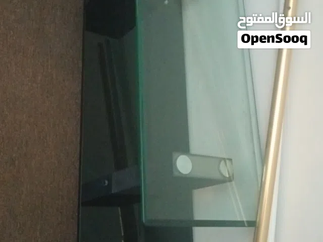 طاولة شاشة