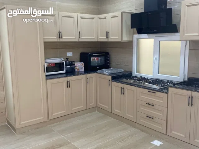 325 m2 More than 6 bedrooms Townhouse for Sale in Dhofar Other