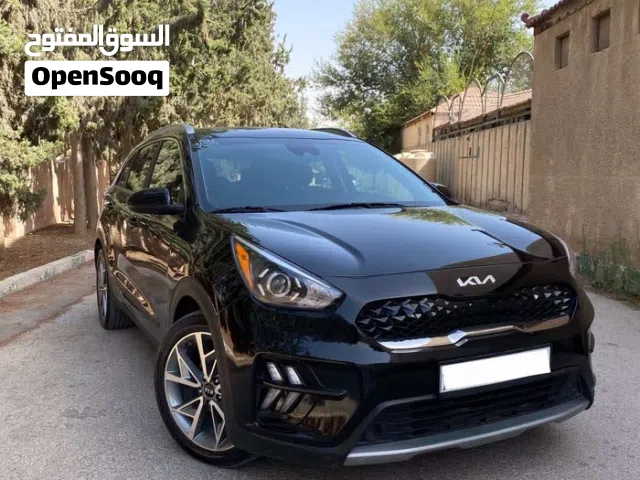 2022 كيا نيرو EX