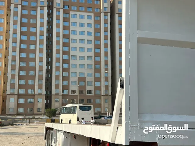 للبيع سطحه ذنبه جاهزة للشغل