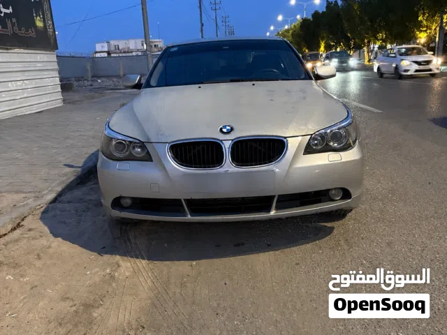 2004 بي ام دبليو الفئة 5 530i Sedan
