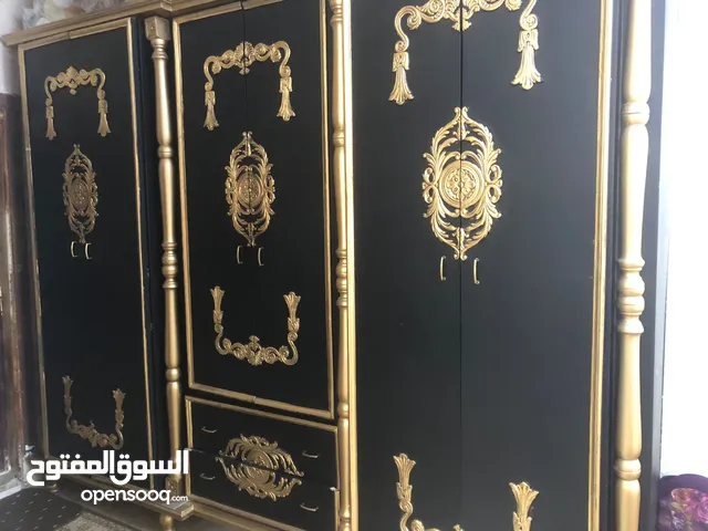 خزانه للبيع بسعر مغري 140