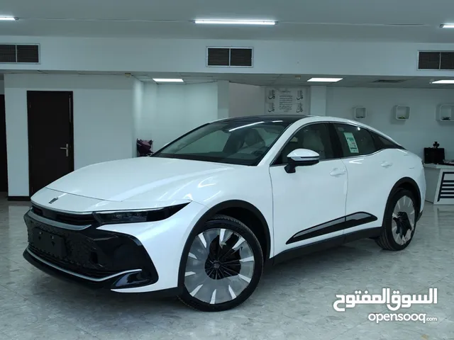 2023 Toyota Crown Platinum