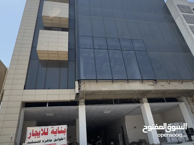 بناية طبية 6 طوابق تحتوي علئ سرداب و جاهزة للتسليم تحتوي علئ نضام تبريد الVrf الموقع:ساحت بيروت