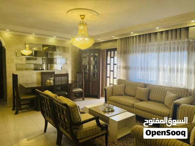 شقه طابقيه لقطه 170م