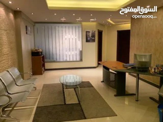 فيلا مكتبية  بالاتاث  للايجار في بن عاشور