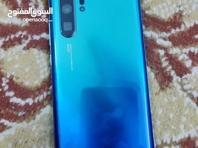 Huawei P30 Pro 128 GB in Southern Governorate
