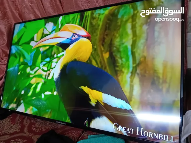 General Deluxe Smart 65 inch TV in Zarqa