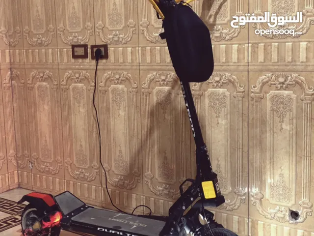 سكوتر dualtron mini 48 فولت للبيع بسعر 2000 شيكل مع الشاحن الاصلي وكامل المرفقات