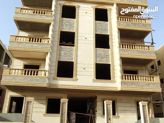 215m2 3 Bedrooms Apartments for Sale in Qalubia El Ubour