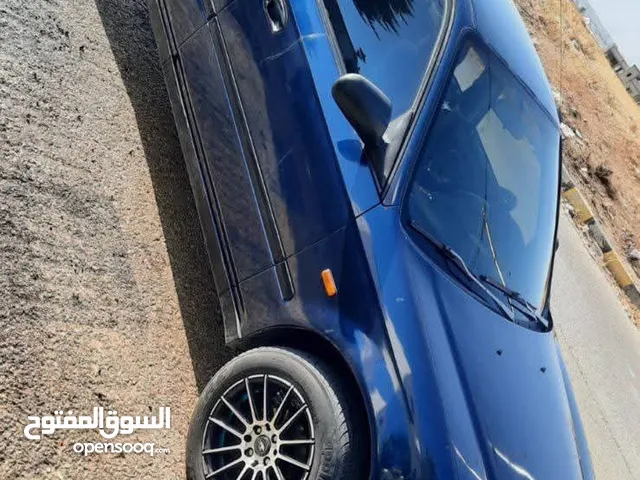 امتلك هوندا سيفيك 1998 بحالة ممتازة