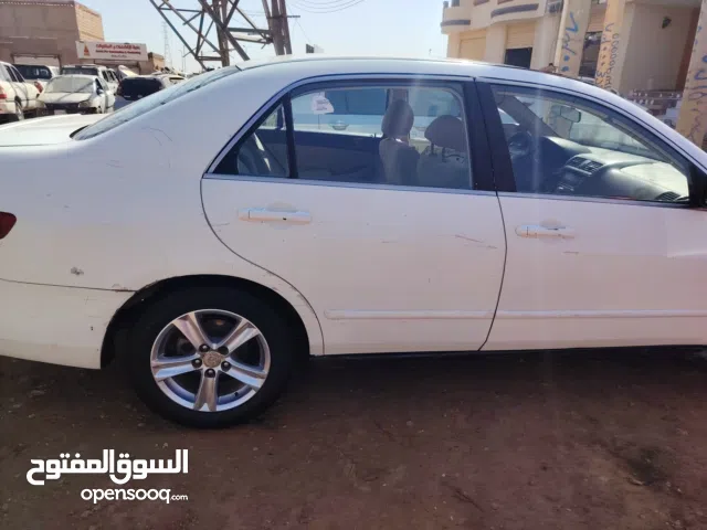 هوندا اكورد 2005 قير عادي