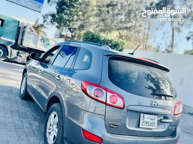 Used Hyundai Santa Fe in Tripoli