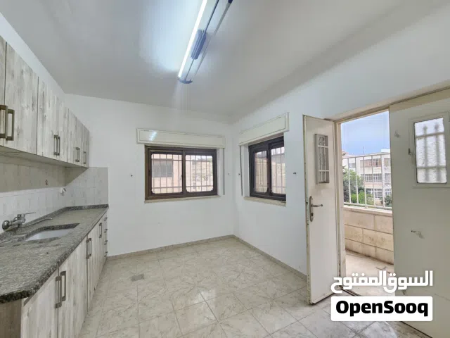 130 m2 2 Bedrooms Apartments for Rent in Ramallah and Al-Bireh Al Quds