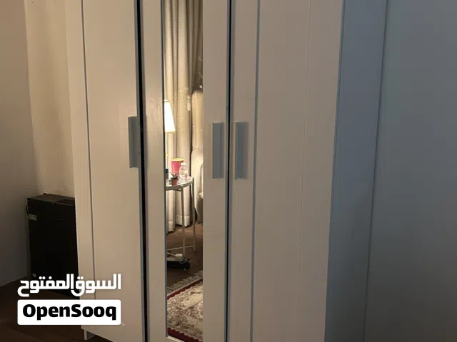 اثاث للبيع