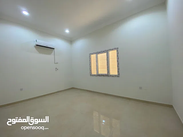 unfurnished 2bhk al murra