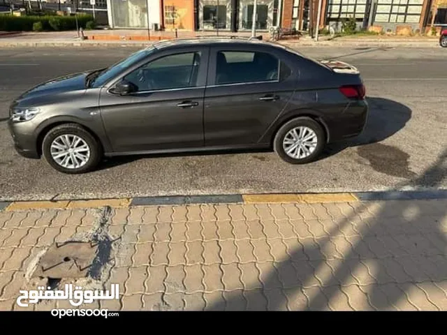 Used Peugeot 301 in Cairo