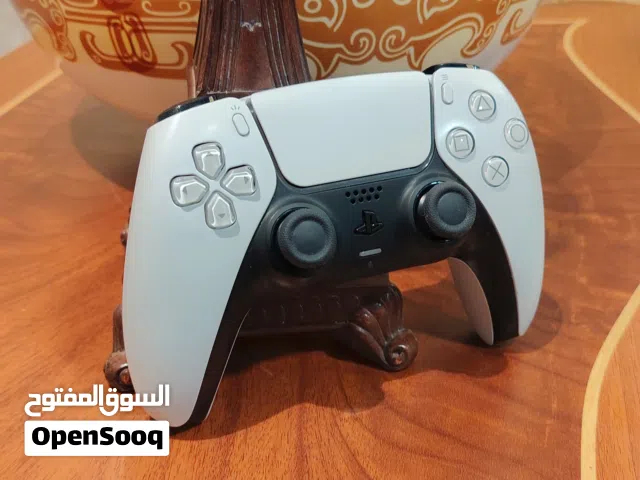 اليد لم تستخدم الا قليل وكانت استخدام اللعاب تختيم على ال PC
